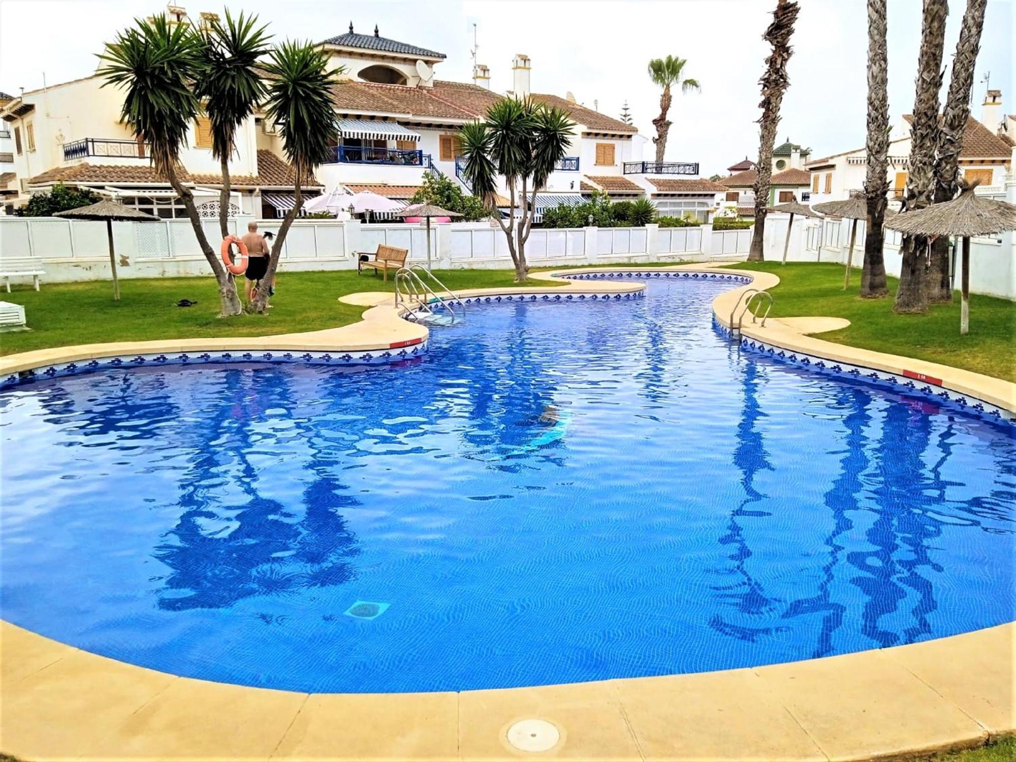 Chalet Adosado En Riomar-3, Urbanizacion Residencial Privada Torre de la Horadada Экстерьер фото